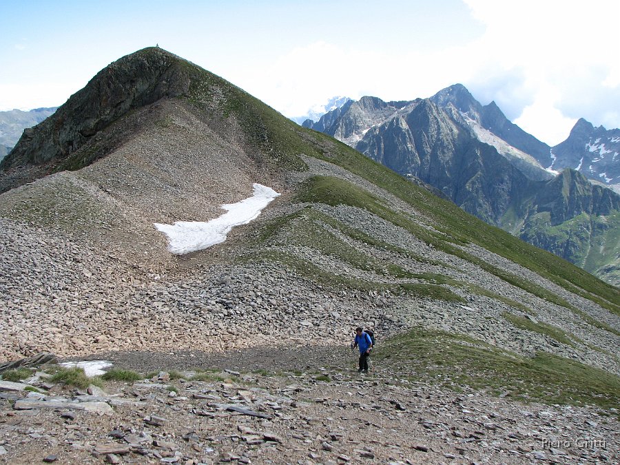 Masoni 077.jpg - Aggirato  il Venina (2624 m.) si prosegue per il Masoni